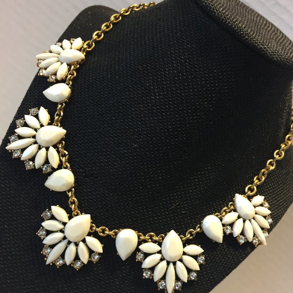 🏆💎JCREW🏆Gold/White/CZ Statement Necklace💎🏆